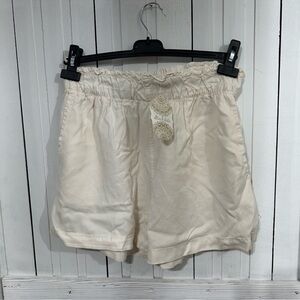 NWT Altar’d State Cream Women's Shorts